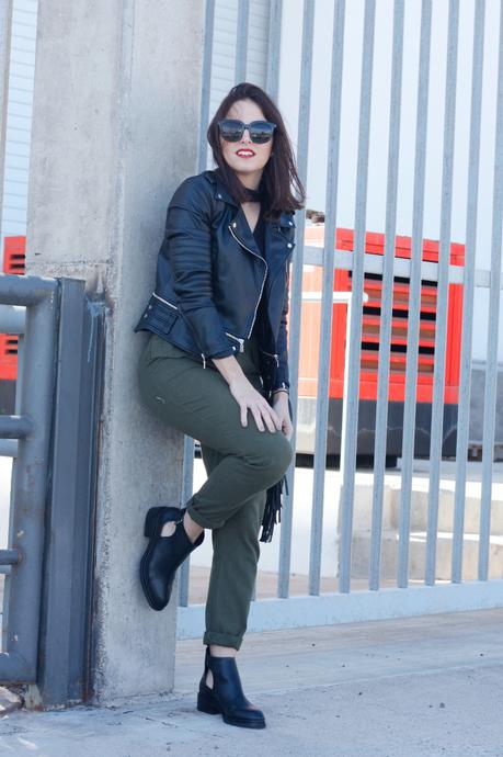 Jersey cuello choker Jersey cuello choker