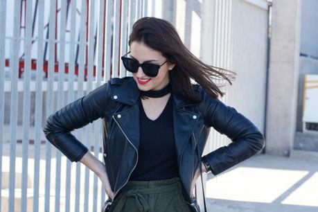 Jersey cuello choker Jersey cuello choker