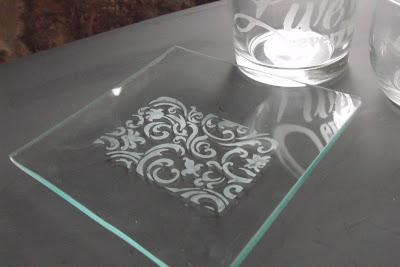 grabando cristal con ácido grabando cristal con ácido