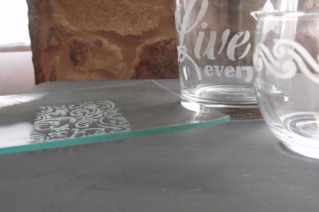 grabando cristal con ácido grabando cristal con ácido