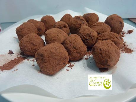 Trufas de chocolate y azahar