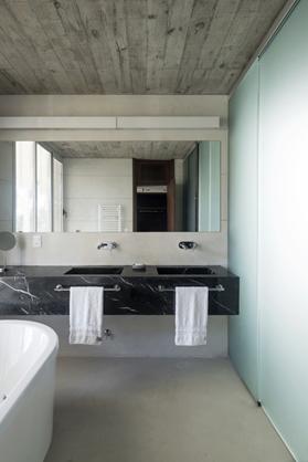 Casa de Hormigon en Montoya Casa de Hormigon en Montoya