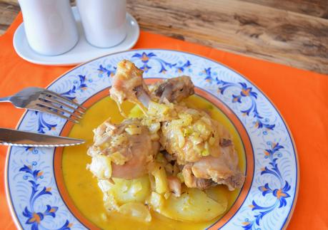 MUSLOS DE POLLO CON HINOJO MUSLOS DE POLLO CON HINOJO