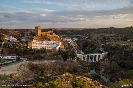 CALLEJEANDO POR MÉRTOLA (PORTUGAL) CALLEJEANDO POR MÉRTOLA (PORTUGAL)