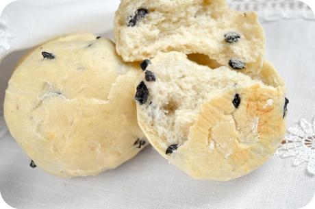 Pan de aceitunas negras