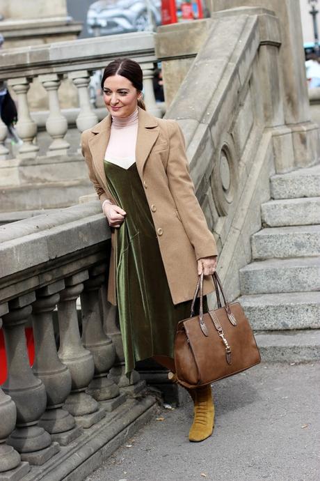 Como combinar un vestido lencero Como combinar un vestido lencero