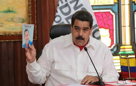 Maduro rindió tributo a la memoria de Alí Primera a 32 años de su muerte #Venezuela