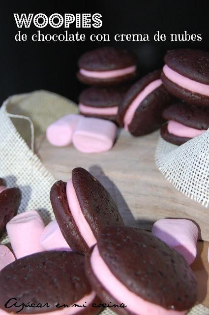 Woopies de chocolate y crema de nubes Woopies de chocolate y crema de nubes