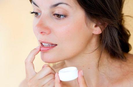 Cómo elegir un bálsamo labial Cómo elegir un bálsamo labial