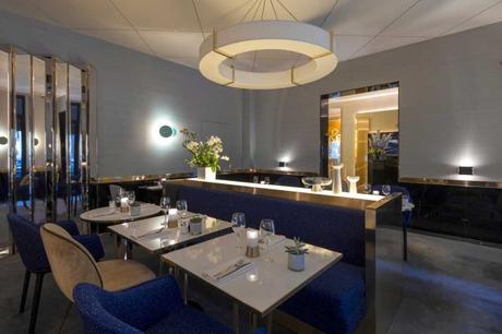Con planes de fin de semana. Yeeels Paris cuanto separa las mesas restaurante