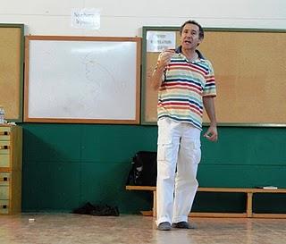 «Pesan más las calificaciones que la educación en valores, por desgracia». Entrevista. El Periódico de Ibiza.17.2.2017 «Pesan más las calificaciones que la educación en valores, por desgracia». Entrevista. El Periódico de Ibiza.17.2.2017