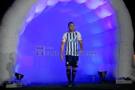 Gonzales-Vigil: “Jugando de 9 me siento mucho más cómodo” Gonzales-Vigil: “Jugando de 9 me siento mucho más cómodo”