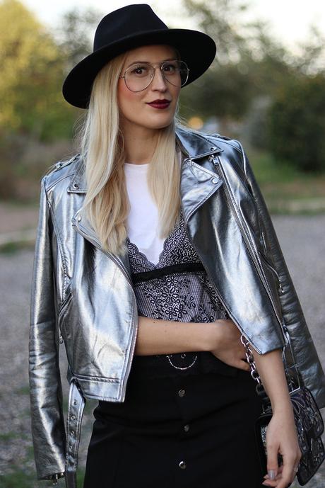 SILVER JACKET & FISHNET SILVER JACKET & FISHNET