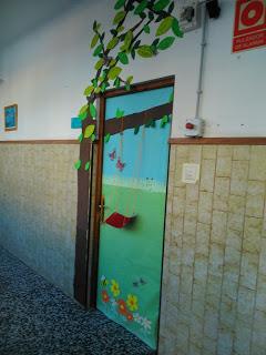 Decoro la puerta de mi aula