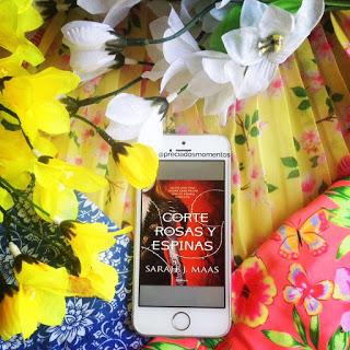Una corte de rosas y espinas • Sarah J. Maas || Reseña Libro Una corte de rosas y espinas • Sarah J. Maas || Reseña Libro