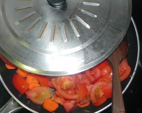 Receta saludable y ligera: Salsa de tomate casera en versión muy ligera (y muy rica)