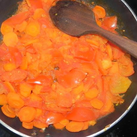 Receta saludable y ligera: Salsa de tomate casera en versión muy ligera (y muy rica)