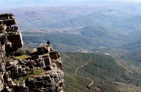 Ruta de la Portilla Bejarana y la ‘Torrita’, un viaje al corazón de Las Batuecas Vistas desde la base de la 'Torrita' Portilla Bejarana