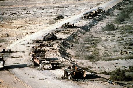 La carretera de la muerte highway-of-death-iraq-76