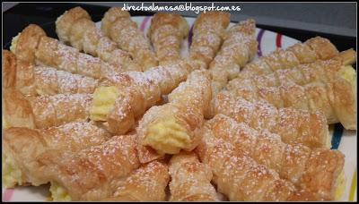 Conos de hojaldre rellenos de crema pastelera