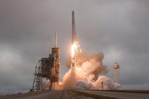 SpaceX lanza un cohete desde una histórica plataforma de la NASA