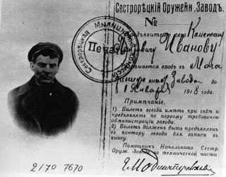 REVOLUCIÓN RUSA: LAS TESIS DE ABRIL Y EL LEVANTAMIENTO DE JULIO DE 1917