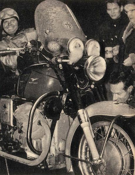 Moto Guzzi V-7 del año 1968