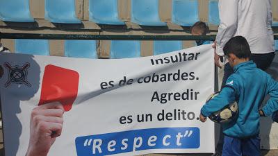 El árbitro !expulsa a los aficionados¡ del Lucena en un partido de juveniles en Córdoba