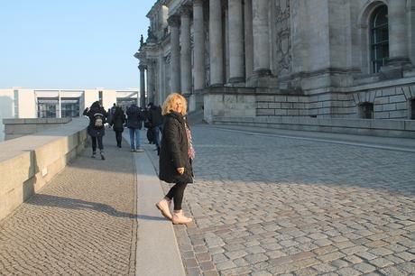 BERLIN: COMER EN EL BUNDESTAG