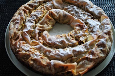 TIKVENIK (BOLLO BÚLGARO DE CALABAZA) TIKVENIK (BOLLO BÚLGARO DE CALABAZA)