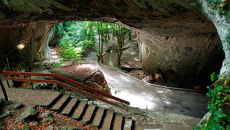 Cuevas De Zugarramurdi: Un Lugar Mágico Y Lleno De Historia!