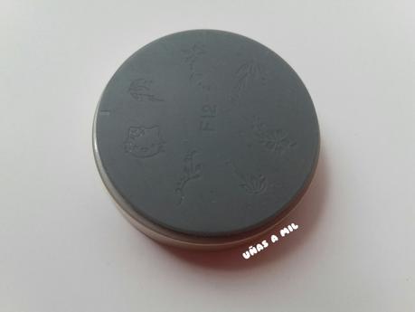 Diseño de uñas Hello Kitty con estampación Nail Stylist Diseño de uñas Hello Kitty con estampación Nail Stylist