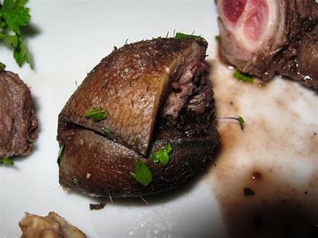 Un chef se corto y cocinó un testiculo para crear un platillo único  #Recetas #Cocina (FOTOS)