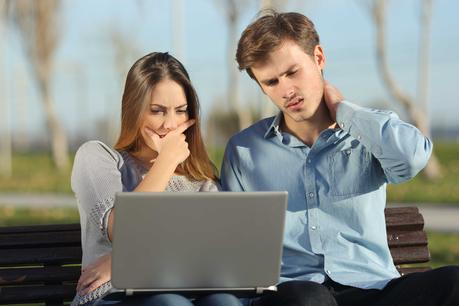Los jóvenes echan en falta el contacto humano directo cuando realizan una compra online