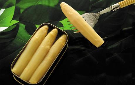 ¿Qué aditivos cambian o retienen el color de los alimentos? agentes de retención de color