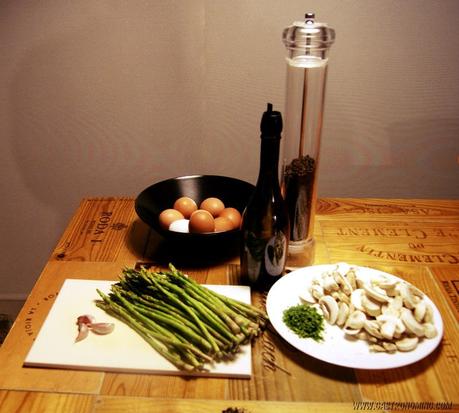 Revuelto de trigueros y champiñones Revuelto de trigueros y champiñones