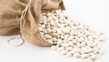 Hummus - white bean dip Hummus - white bean dip