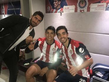 Jugadores de Chivas contentos por ser lideres Jugadores de Chivas contentos por ser lideres
