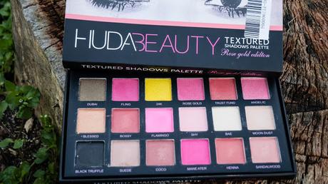 Huda Beauty Textured Shadows Palette Rose Gold Edition . Clon Buyincoins .