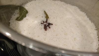 POLLO KUNG PAO CON ARROZ BASMATI (Mulan) POLLO KUNG PAO CON ARROZ BASMATI (Mulan)