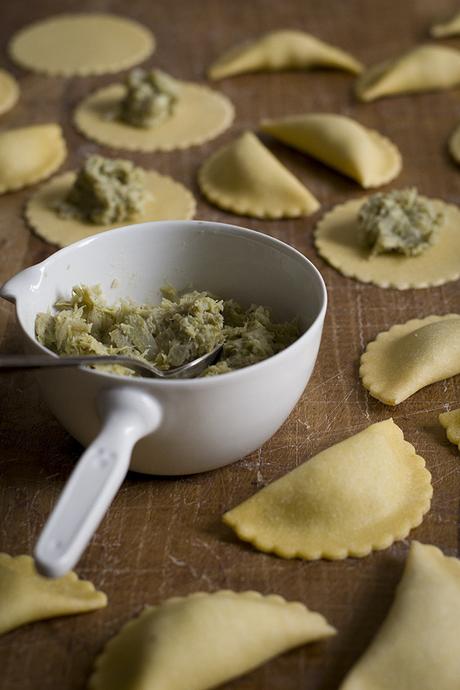 RAVIOLI DE ALCACHOFA CON GREMOLATA