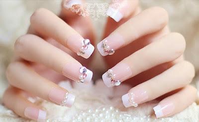 uñas color nude uñas color nude