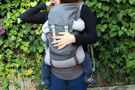 Probamos la nueva mochila de porteo ergonómica Ergobaby Performance Cool Air Mesh