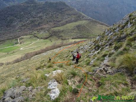 Ruta a la Pica de Peñamellera: Camino al Huerto Collao