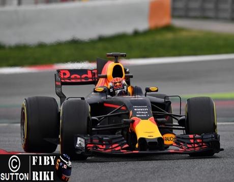 Verstappen no está preocupado por los problemas de fiabilidad del motor Renault