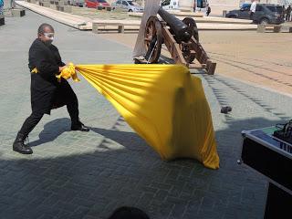 YO NACÍ MUJER Y ESTOY ORGULLOSA DE SERLO YO NACÍ MUJER Y ESTOY ORGULLOSA DE SERLO