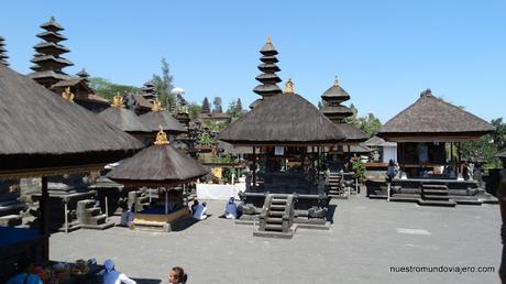 Bali; El Templo Besakih y Pura Kehen