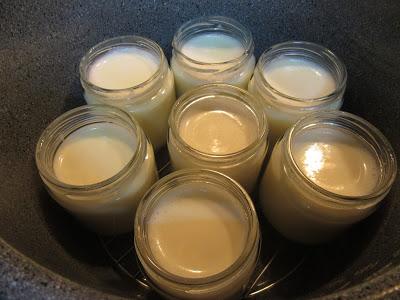 Yogures de limón (Thermomix, tradicional y olla GM)