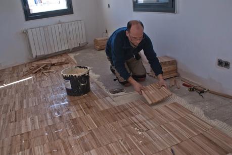 Instalación de parquet industrial