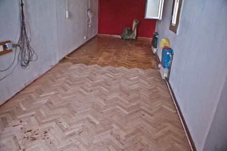 Cómo realizar ampliaciones de suelos de parquet